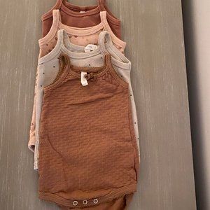 Quincy Mae Tank Onesie 0-3 months set of 4.